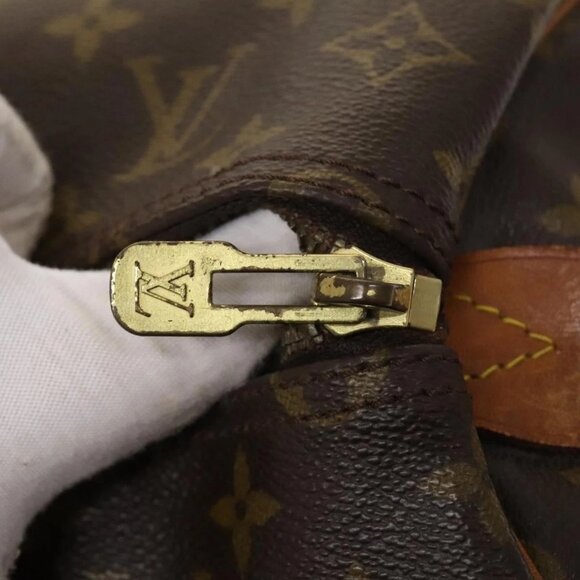 LOUIS VUITTON Monogram Keepall 60 Boston Bag - Picture 8 of 16